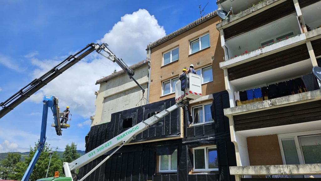 prefabricated facade installation